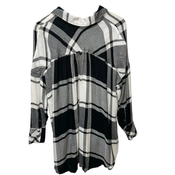 Free People Black White Plaid Rainy Day Oversized Tunic Top Size XS Button Down - Picture 11 of 11